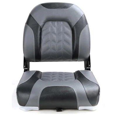 Ergonomická sedadla na zadní straně lodi